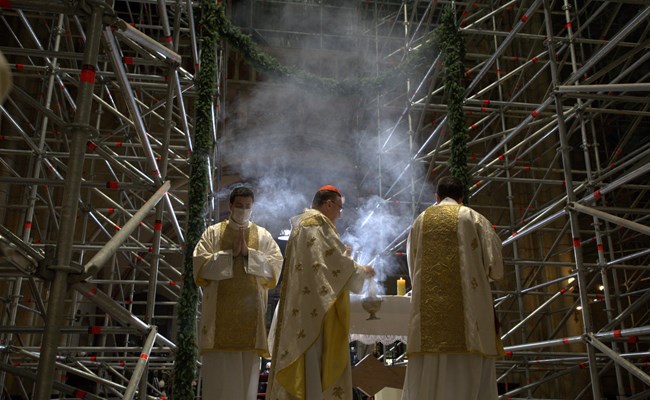 Kardinal Bozanić predvodio božićnu misu u zagrebačkoj katedrali